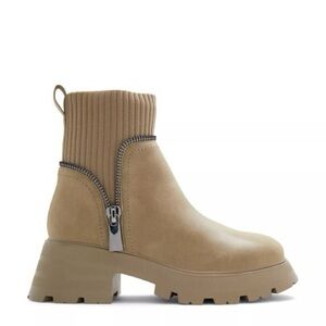 Call It Spring | Khaki Beige Chunky Zipper Sock Detail “Vesperr” Boots - 10